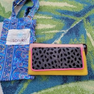 Soruka wallet/ crossbody with chain strap
